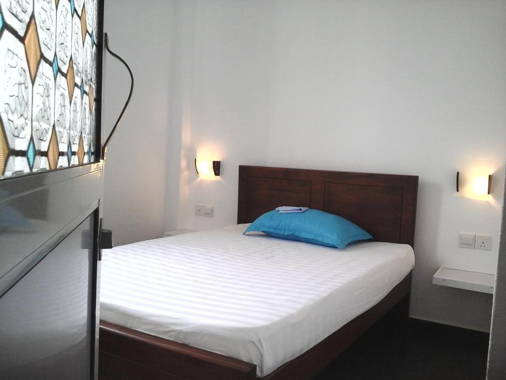 Petit Guest House Negombo Phòng bức ảnh
