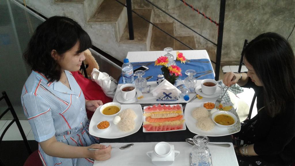 Petit Guest House Negombo Ngoại thất bức ảnh